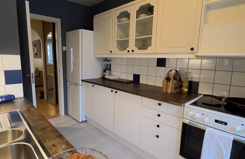 Alesund Apartment | Cozy 1-bedroom apartment in enjoyable Ålesund with AC, WiFi, Car Parking