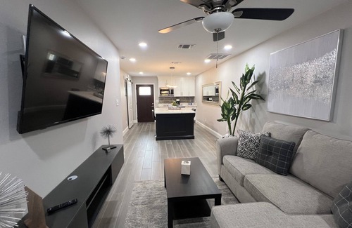 Amistad National Recreational Area Apartment | Cozy 1-bedroom apartment in beautiful Del Rio with WiFi, AC