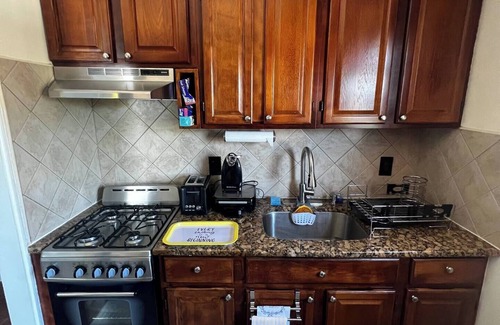 Queens Apartment | Cozy 1-bedroom apartment in amazing Queens with AC