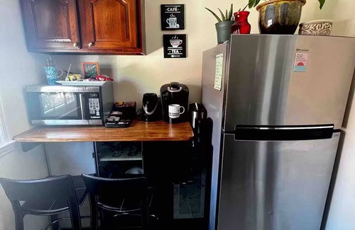 Queens Apartment | Cozy 1-bedroom apartment in amazing Queens with AC