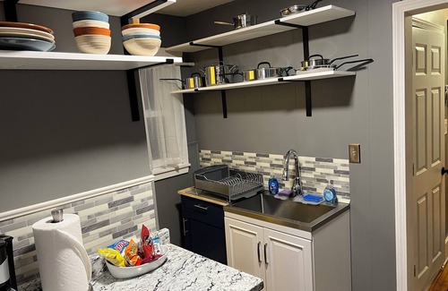 Nokomis Condo | Cozy 1-bedroom condo in South Minneapolis near the msp airport