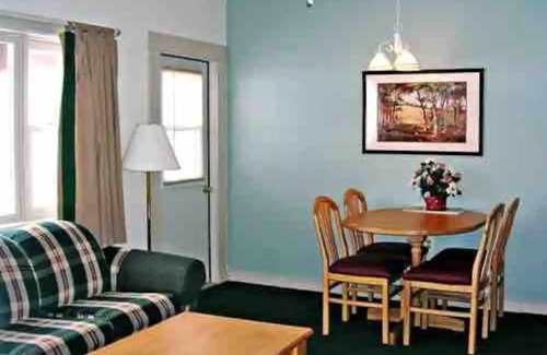 Franconia Condo | Cozy 1-bedroom condo with WiFi, fitness room in perfect Franconia