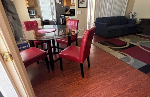 Mira Mesa Condo | Cozy 1-bedroom condo in best location of San Diego with pool, spa