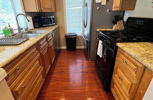 Mira Mesa Condo | Cozy 1-bedroom condo in best location of San Diego with pool, spa