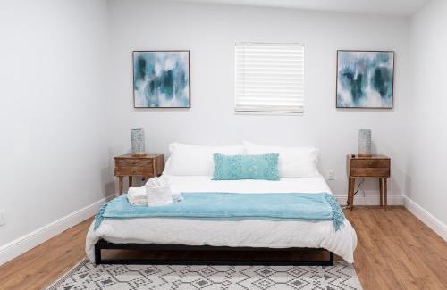 Old Seminole Heights House | Cozy 1 Bedroom Duplex In Central Tampa
