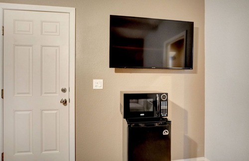 Canyon Gate House | Cozy 1-bedroom house in fantastic Las Vegas with AC, WIFI near Summerlin