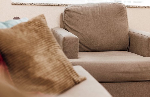 Clegg Apartment | Cozy 1-bedroom Modern Apartment: Central to Raleigh, Durham, Chapel Hill