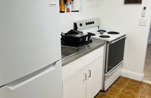 Throgs Neck Apartment | Cozy 1-bedroom with WiFi and AC in charming The Bronx