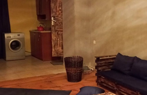 Kentron Apartment | Cozy 1-bedroom with WiFi and AC in charming Yerevan