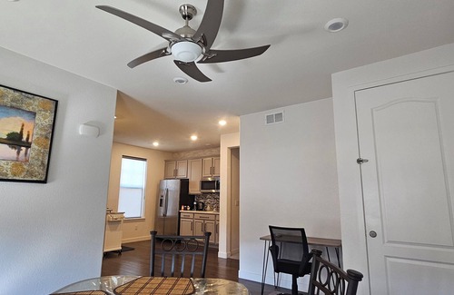 Parker Apartment | Cozy 1-bedroom with WiFi and AC in enchanting Aurora