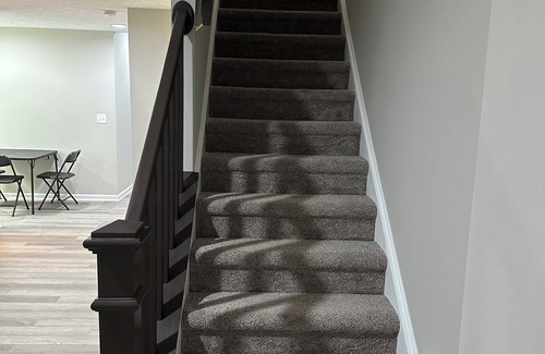 Maxwell Apartment | Cozy 1-BR Basemnt apartment AC, WiFi, Private full bath and Kitchen