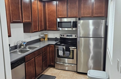 South Scottsdale Condo | Cozy 1-BR condo with AC, pool, fitness room in Scottsdale