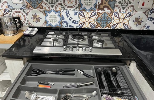 Hamrun House | Cozy 1-double bed or twin room in with private entrance AC, WiFi