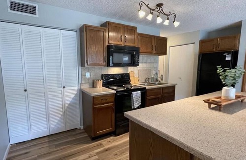 Village of Four Seasons Condo | Cozy 1-bedroom condo in charming Village of Four Seasons with WiFi, fitness room