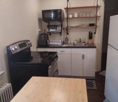 Elmont House | Cozy 111