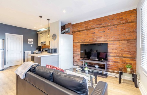 Central Hamilton Apartment | Cozy 1BR Condo Unit on James Street North!