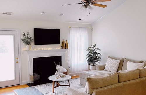 Cape Fear House | Cozy 1pvt room & bath for Traveler/Nurse 2min i95