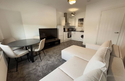 Lesmahagow Apartment | Cozy 2 bed apartment in quaint countryside