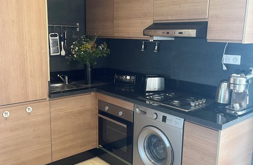 Tamrhakht Apartment | Cozy 2-bedroom apartment Thagazout Bay with WiFi, AC, Sea&Golf View