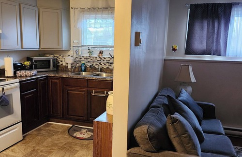 Grand Falls - Windsor Apartment | Cozy 2 bedroom apartment with WiFi, parking, washer and dryer & comfortable beds