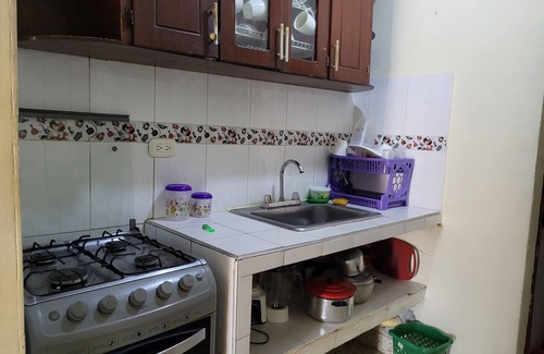 Comuna 3 Apartment | Cozy 2 bedroom 1 bathroom house.