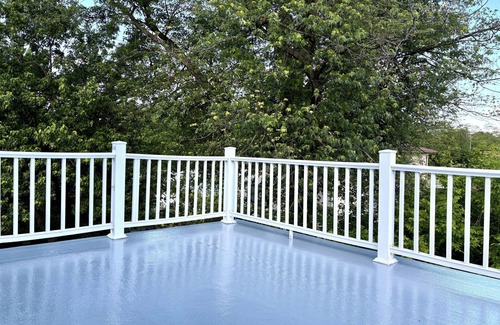 Forest Hill Apartment | Cozy 2-bedroom apartment with WiFi, AC, large outdoor balcony