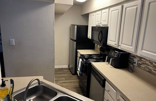 Southwest Carrollton Apartment | Cozy 2-bedroom apartment fully equipped with everything you need!
