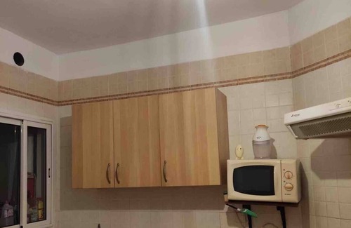La Soukra House | Cozy 2-bedroom apartment in a lively neighbourhood- Tunis