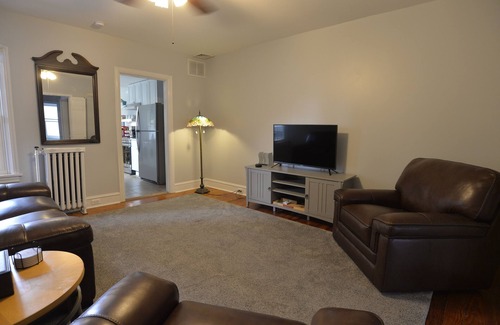Carlisle Apartment | Cozy 2-bedroom apartment, 5 minute walk from colleges, restaurants and shopping