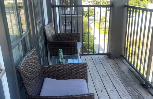 Morningside-Lenox Park Apartment | Cozy 2-bedroom apartment in amazing Atlanta with fitness room, WiFi