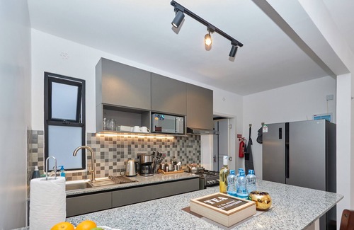 Ruiru Apartment | Cozy 2-bedroom apartment in Tatu City with gym, pool, & restaurant in the estate
