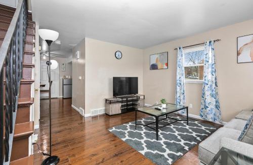 Dayton Apartment | Cozy 2 bedroom apartment
