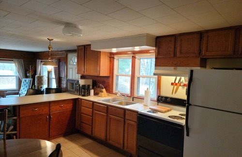Grand Junction Cottage | Cozy 2 bedroom cottage with fireplace