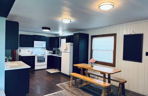 Northwoods Beach Cabin | Cozy 2-bedroom cabin in the beautiful Northwoods on Lac Courte Orielles Lake!