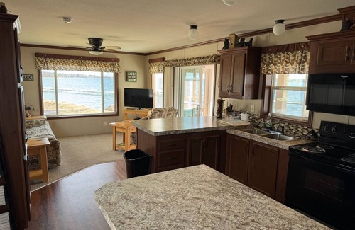 Walker Cabin | Cozy 2-bedroom cabin on the shores of Agency Bay on Leech Lake!