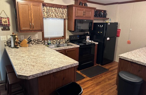 Walker Cabin | Cozy 2-bedroom cabin on the shores of Agency Bay on Leech Lake!