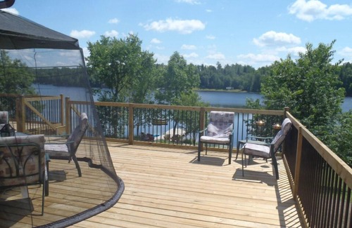 Unorganized Centre Parry Sound Cottage | Cozy 2 Bedroom Cottage On Jack's Lake In Golden Valley, On