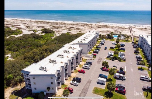Fort Morgan Condo | Cozy 2-bedroom condo in charming Gulf Shores with fitness room, WiFi
