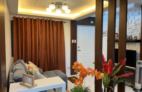 Santolan Apartment | Cozy 2-bedroom Condo at Marcos Highway