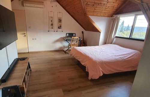 Yodfat Cottage | Cozy 2-bedroom cottage
