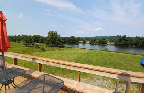 Bolton-Ouest Condo | Cozy 2-bedroom Eastern Townships geyaway Jay Peak/Bromont/Owls Head/Sutton