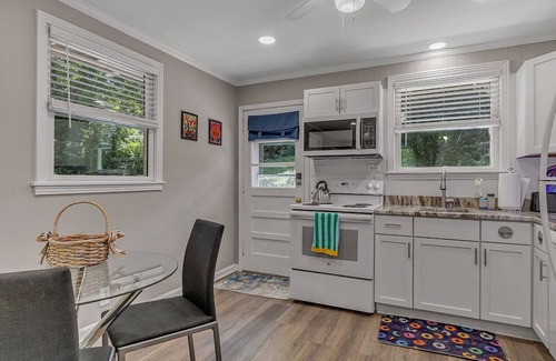 Donelson Hills House | Cozy 2-bedroom home just minutes from BNA and The Opry