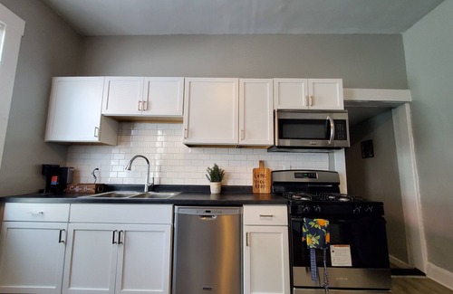 Covington House | Cozy 2-Bedroom House Near Top Attractions in Covington
