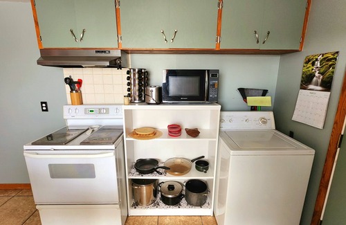 Tyrone House | Cozy 2-Bedroom in Center of Silver City