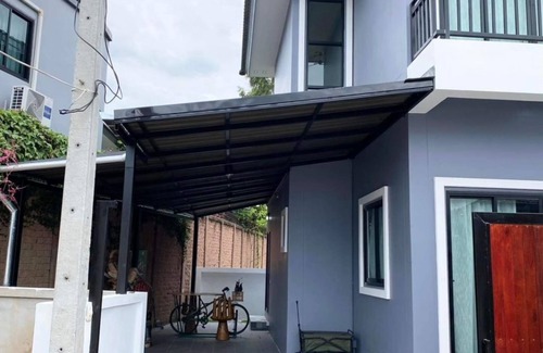 Chiang Mai House | Cozy 2-bedroom townhome in charming San Phi Suea with WiFi, AC