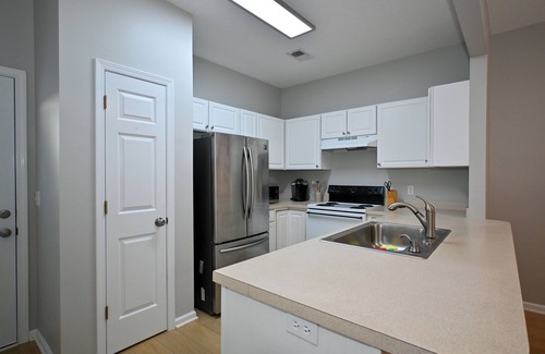 Lexington House | Cozy 2-bedroom townhome in charming Lexington with WiFi, AC