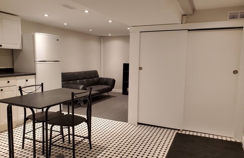 Little Italy Apartment | Cozy 2 BR In the Heart of Little Italy
