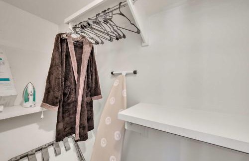 Concord House | Cozy 2B Townhouse - King Bed