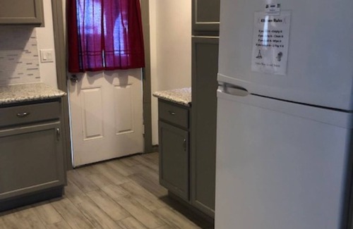 Houston House | Cozy 2BD/2BR vacation home just 10 minutes from Houston Hobby Airport