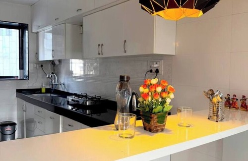 Koregaon Park Apartment | Cozy 2bhk Fully Furnished House
